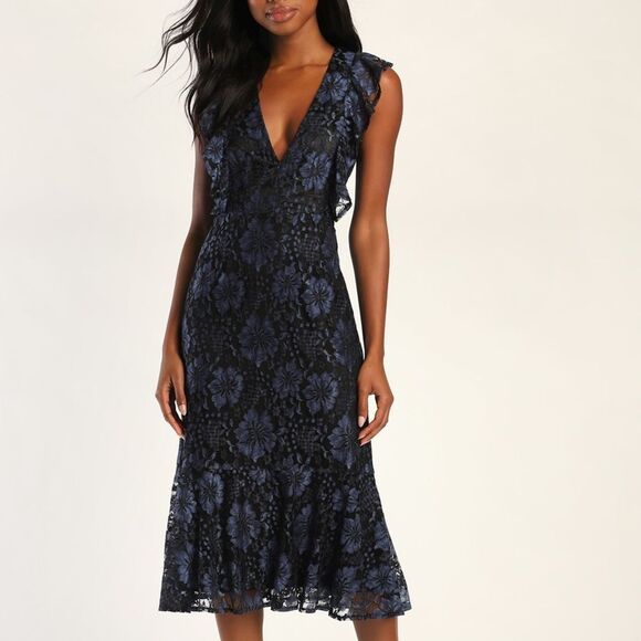 Lulus Divinely Dramatic Black and Navy Blue Lace Midi Dress XS - Picture 1 of 11